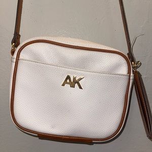 Crossbody bag
